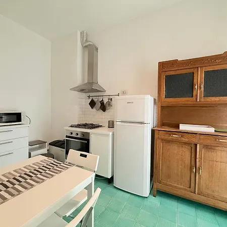 Se250 - Senigallia, Comodo Trilocale A 30 Mt Dal Mare *
